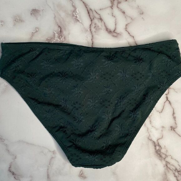 BEACH LIFE Green Embroidery Bandeau Bikini Top and Bottoms | Size: 36 - Picture 9 of 12